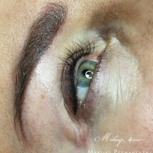 Aneta Budzinska makijaz permanentny kreski oka