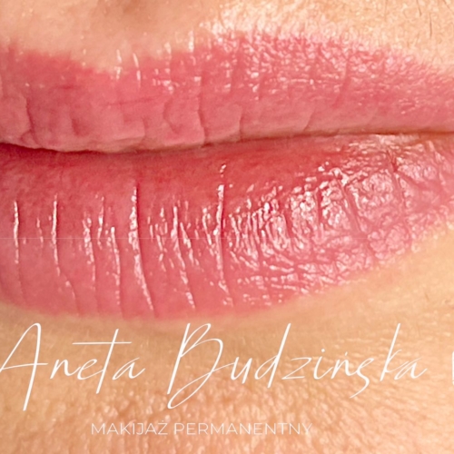 Aneta Budzinska makijaz permanentny usta